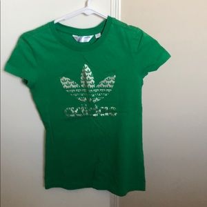 Adidas t-shirt